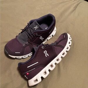 On Womens Purple and White Athletic Shoest